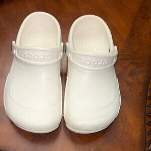 CROCS Classic White Clogs